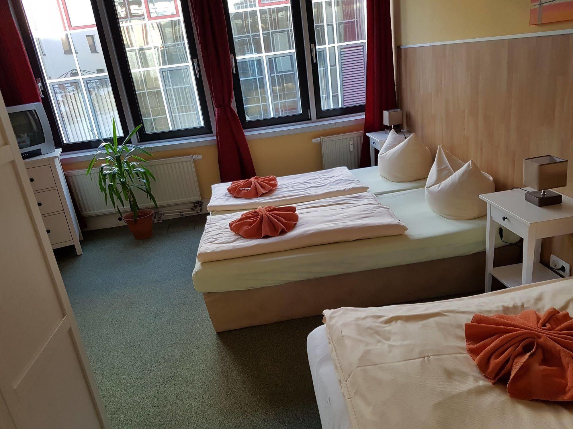 Pension Schlafgut Leipzig Ngoại thất bức ảnh